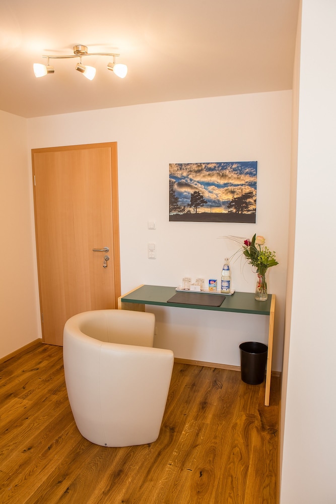 Landgasthof Zum Weberhans 26/42
