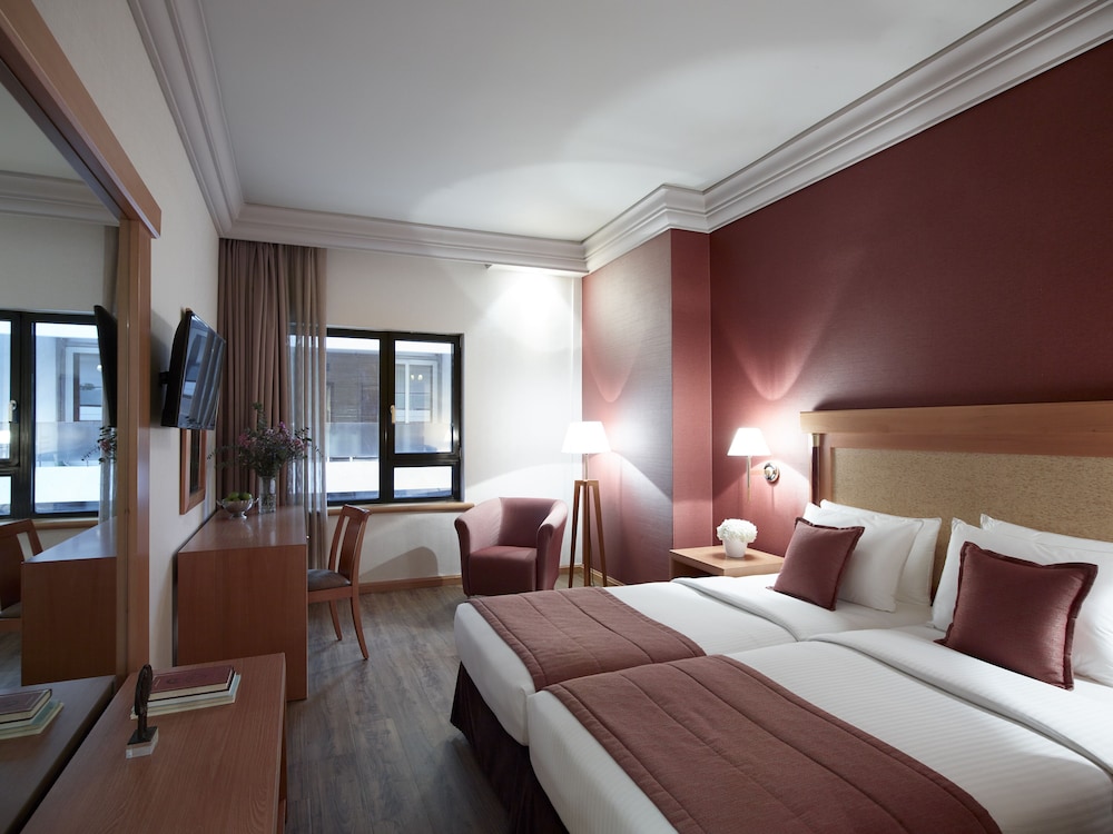 CLASSIC, DOUBLE OR TWIN BED