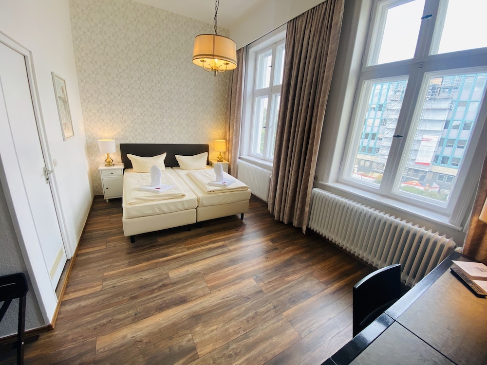 Centro Hotel Kaiserhof Deluxe 8/50