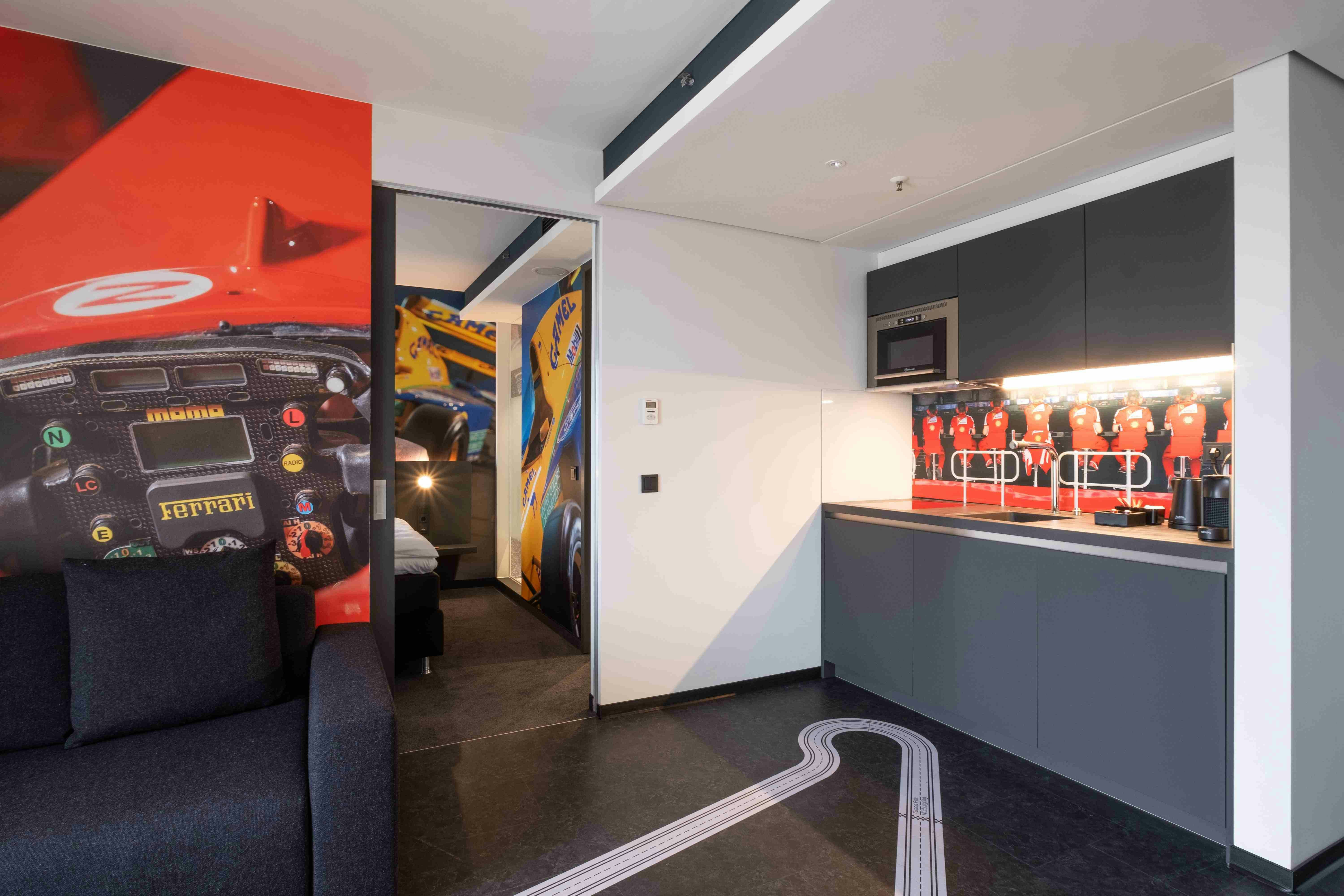 V8 Hotel Koln @ Motorworld 24/34