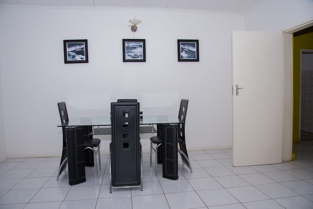 Spendwise Lodge And Apartments 30/50