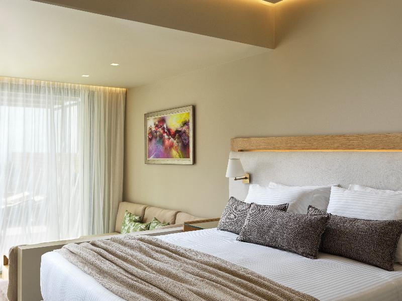 Deluxe, Suite, Forest View, Private Pool, Accessible