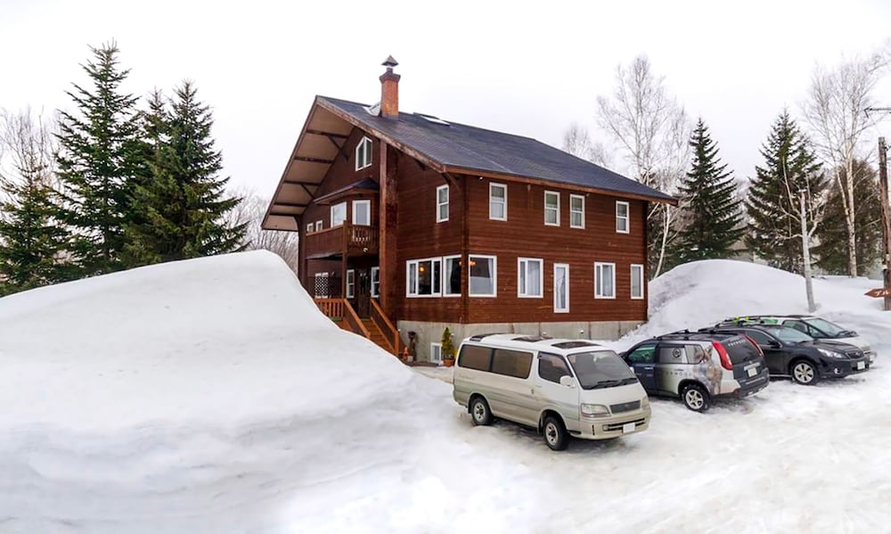 The Niseko Ski Lodge - Higashiyama 40/50