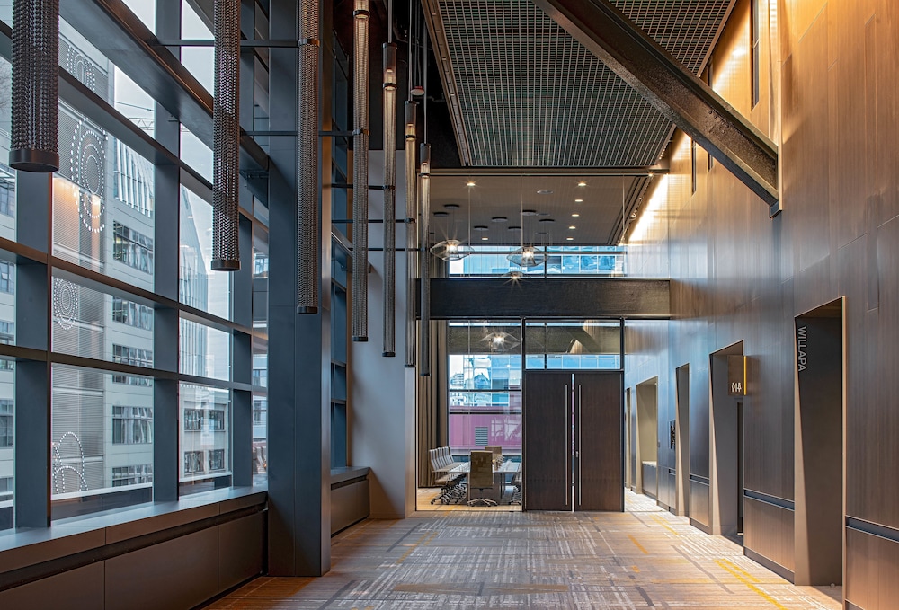 Hyatt Regency Seattle 55/63