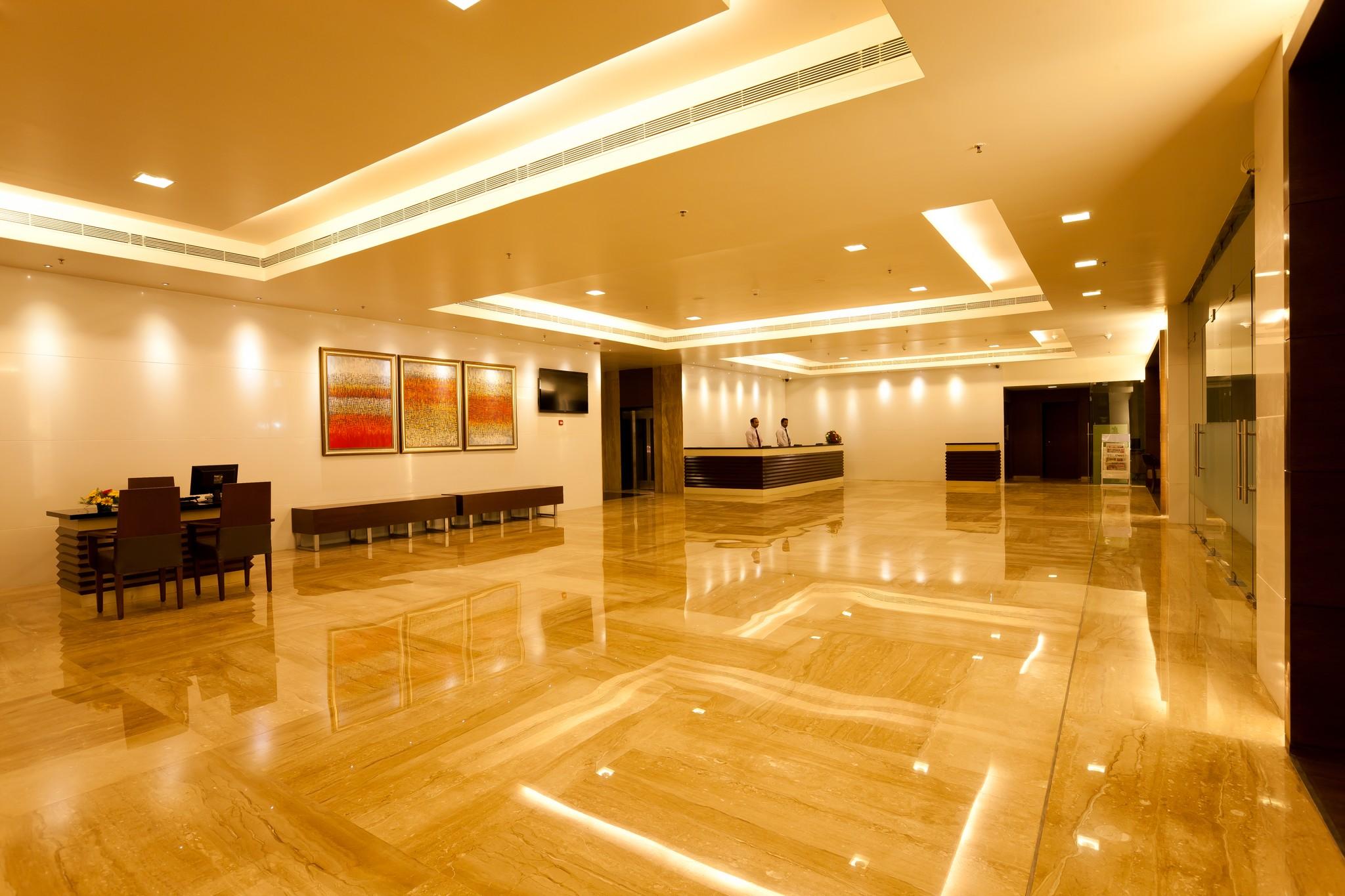 HOTEL SHELTON RAJAMAHENDRI 8/24