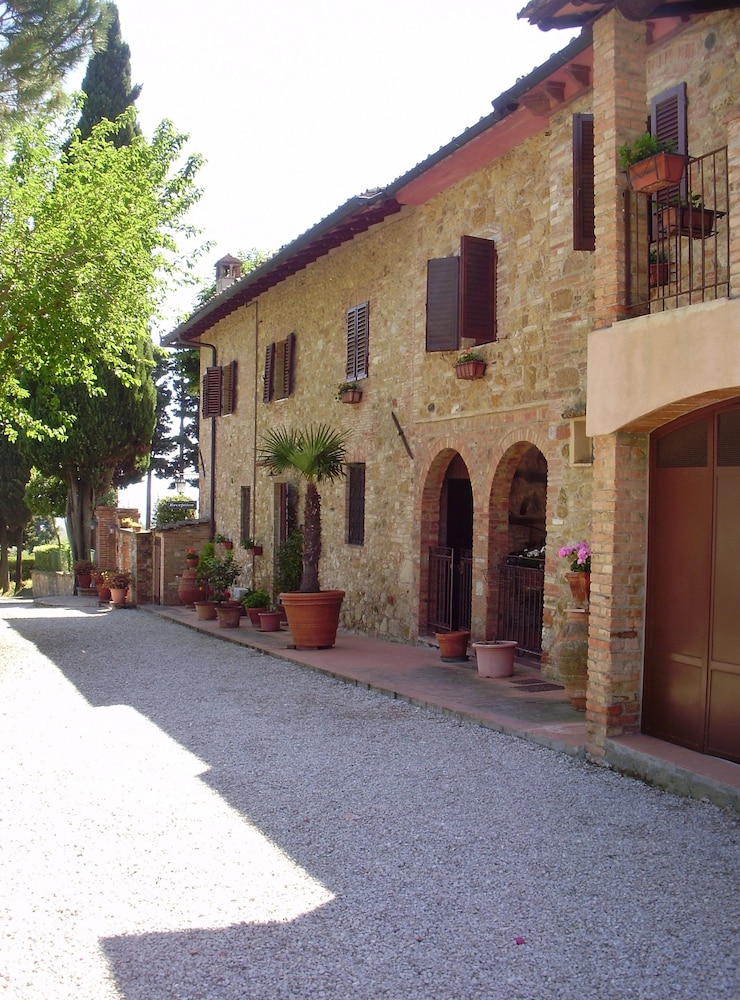 Il Casale Del Cotone And Rocca Degli Olivi 44/49