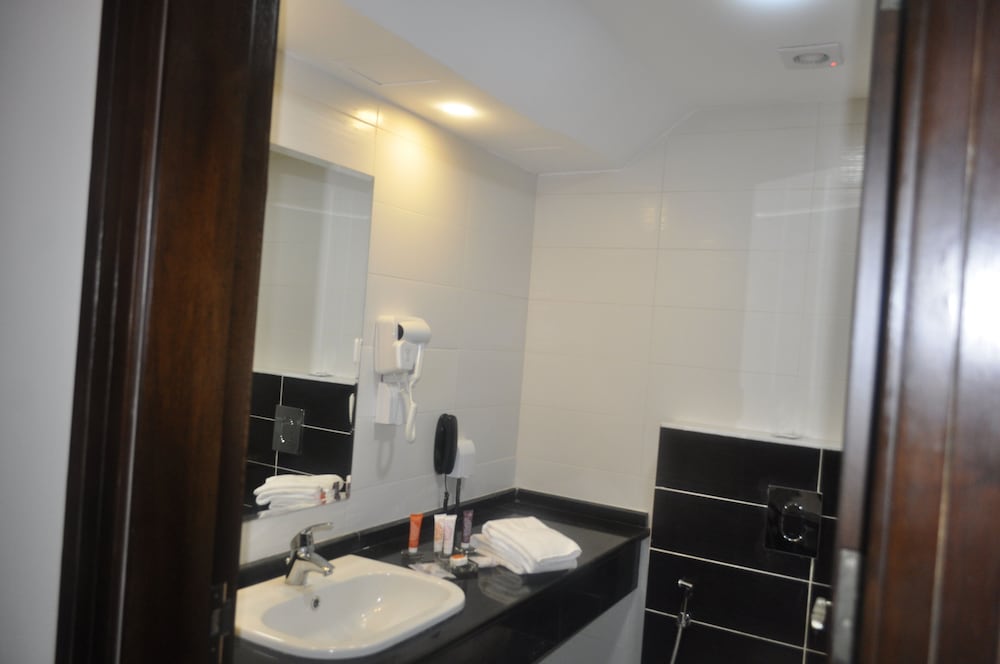 La Casa Hotel Amman 47/50