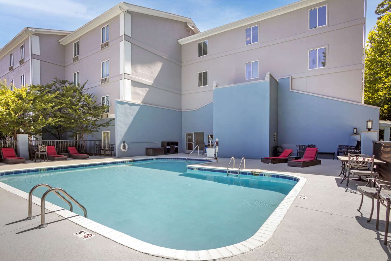 Comfort Suites Nashville Airport - BNA 52/52