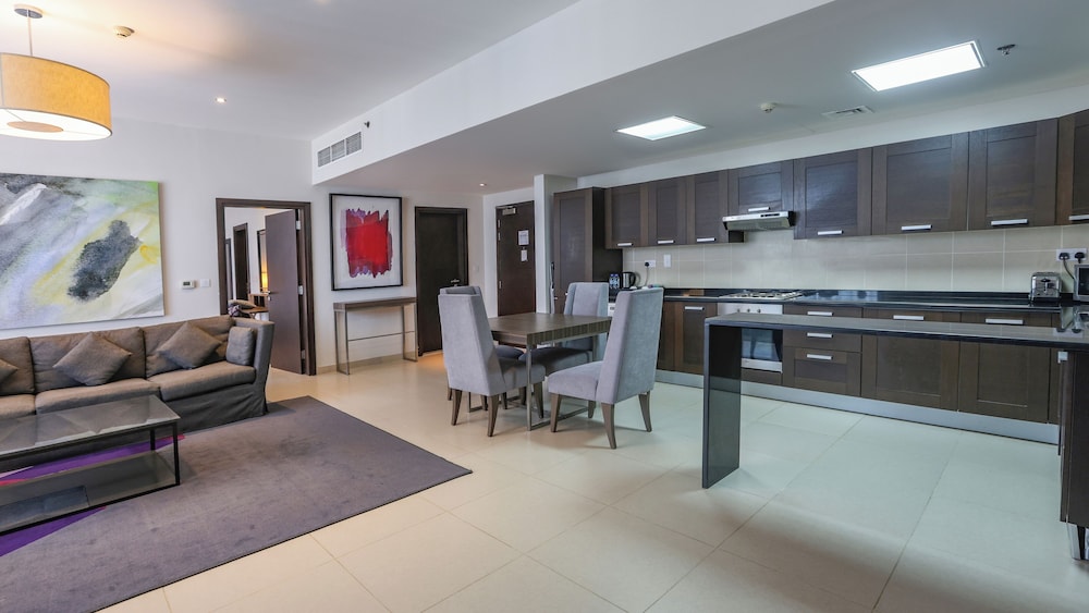 Nassima Tower Hotel Apartments 32/65