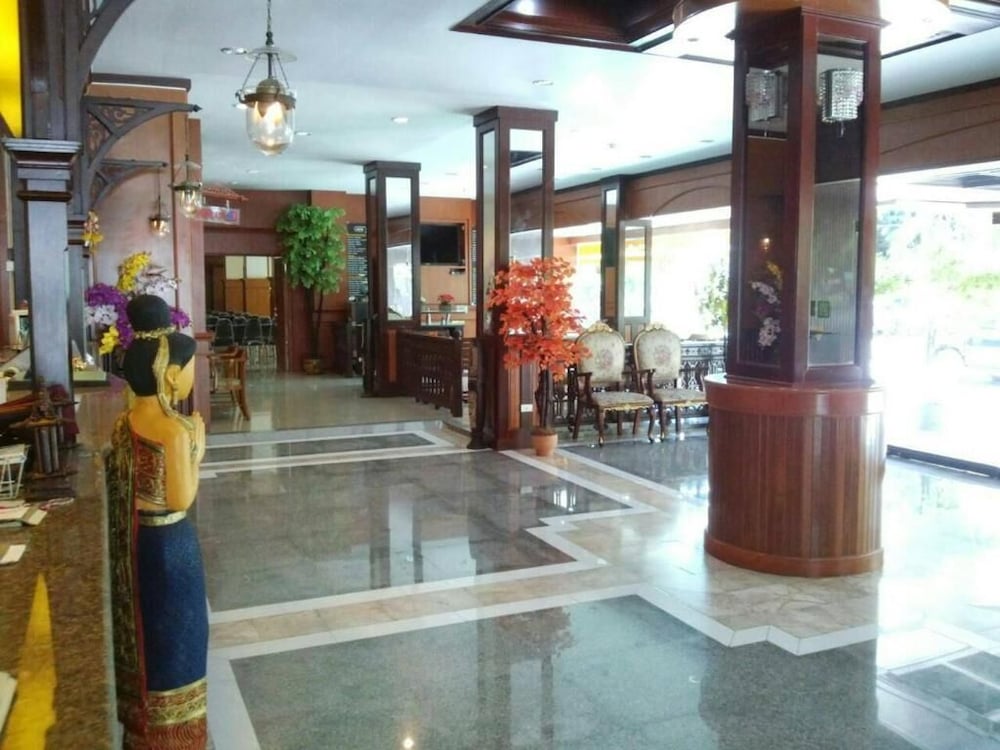 River Grand Hotel Hat Yai 3/40