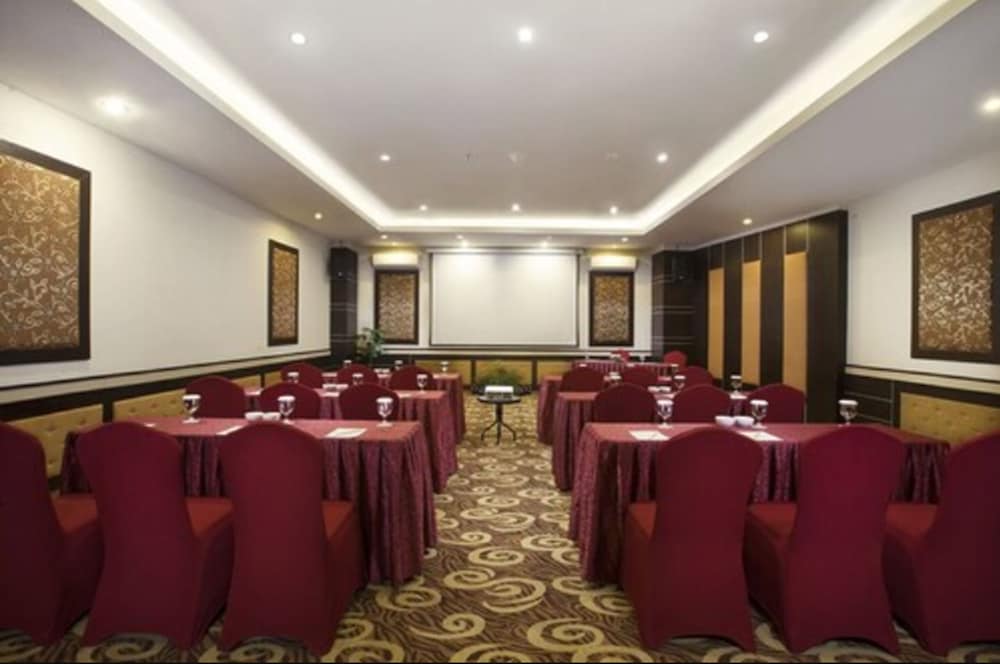 The Rich Jogja Hotel 73/81
