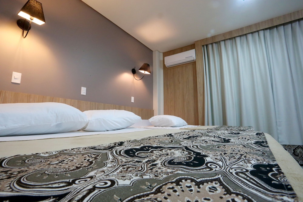 HOTEL PLAZA CASCAVEL 30/65