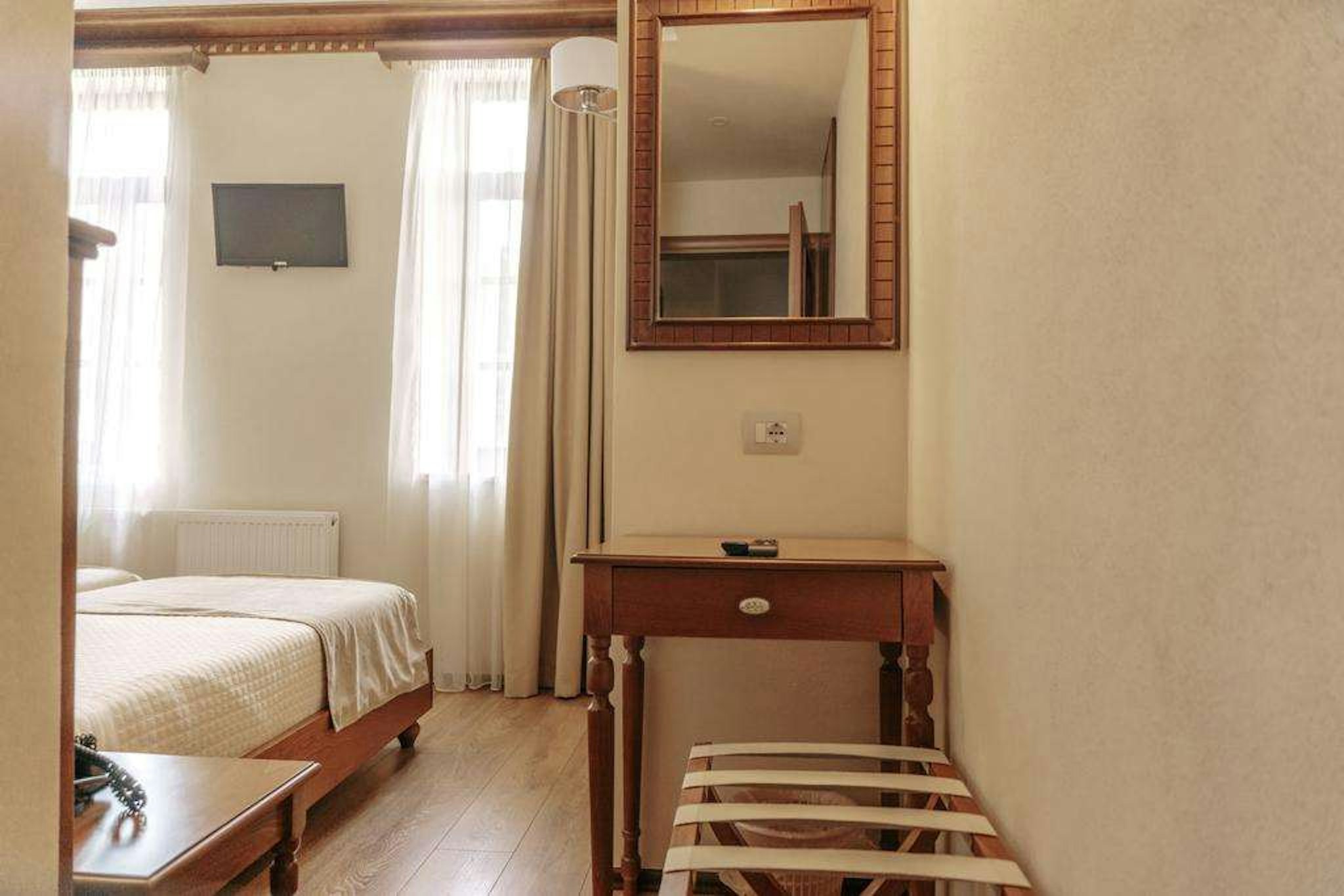 Argjiro Hotel 19/48