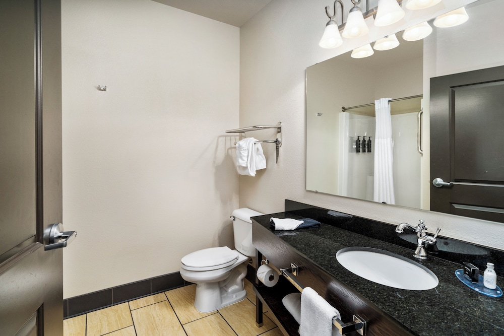 Park Point Marina Inn 72/72