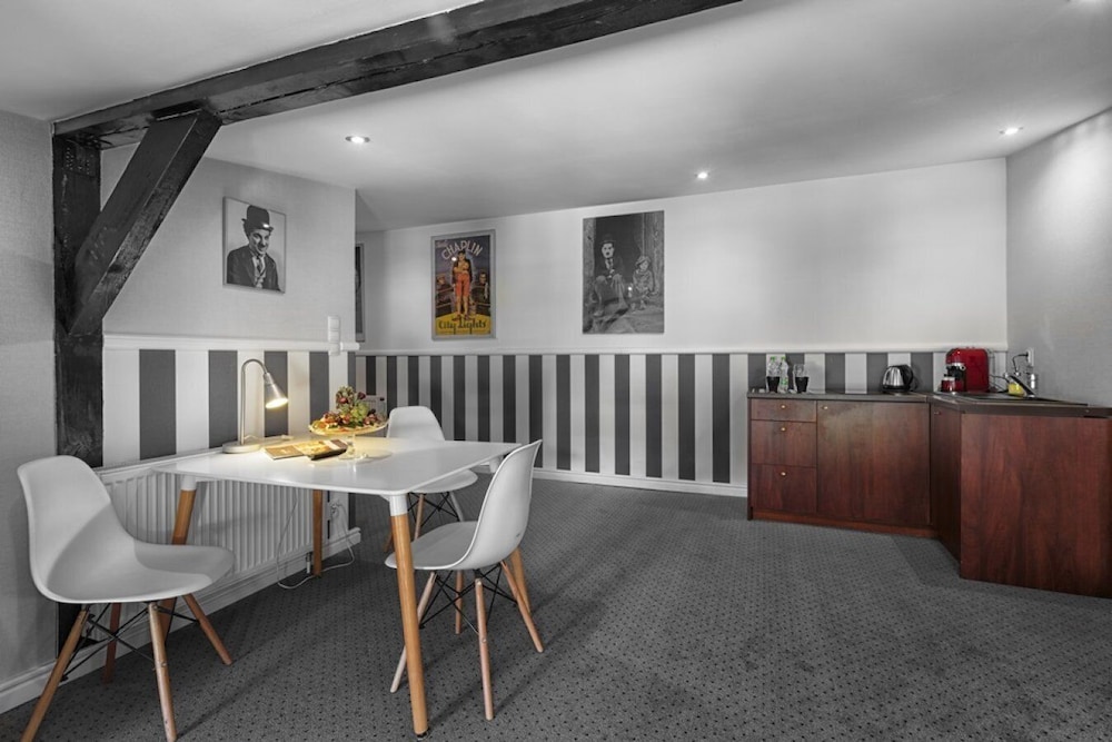 Stare Kino- Cinema Residence 38/50