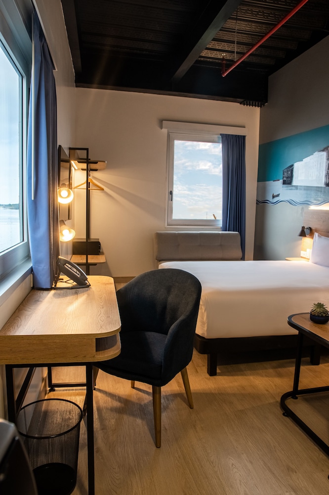 Ibis Styles El Malecon Guayaquil 34/58