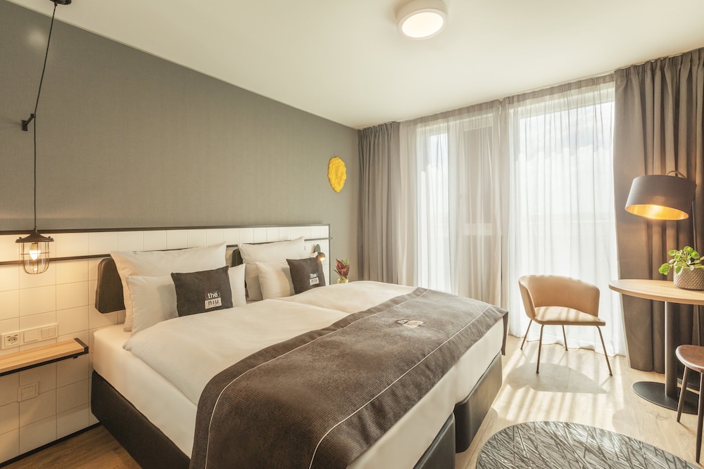 Holiday Inn - the niu, Leo Nuremberg, an IHG Hotel 9/58