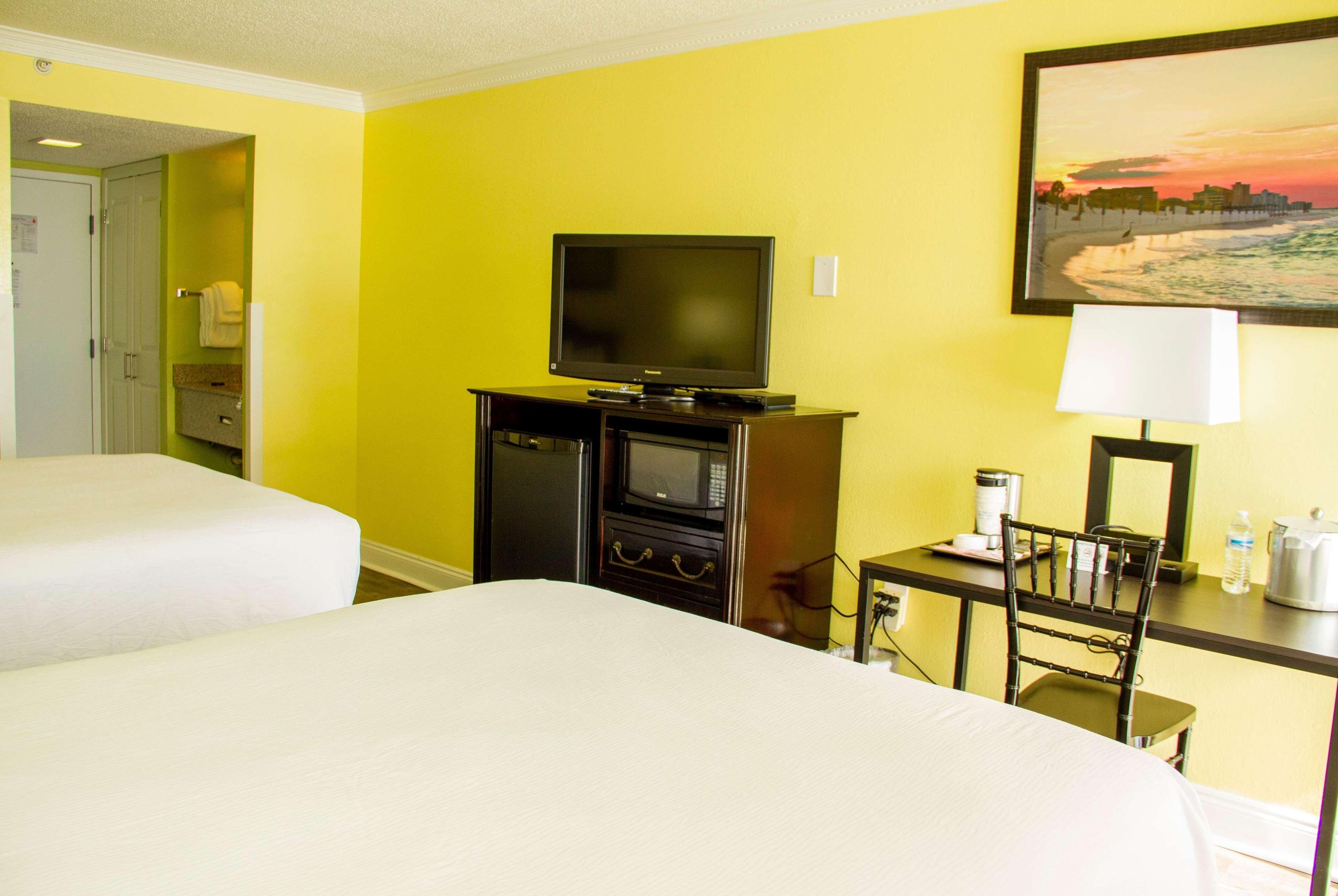 Room, 2 Queen Beds, Bay View