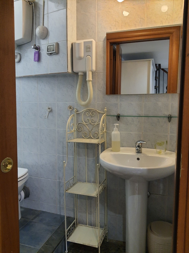 Hotel Avalon 34/41