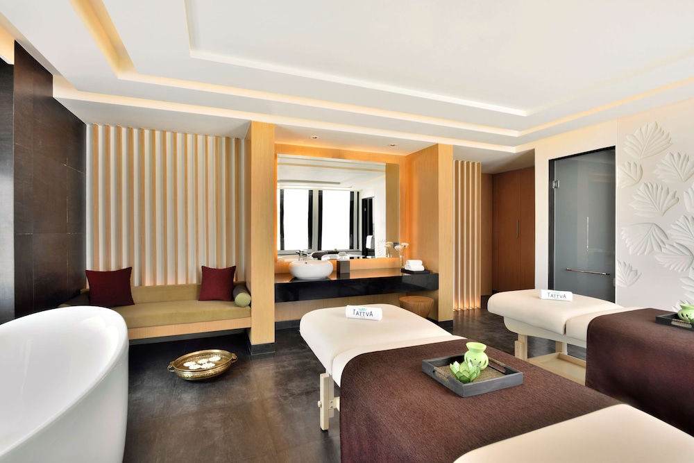 Radisson Blu Faridabad 42/75