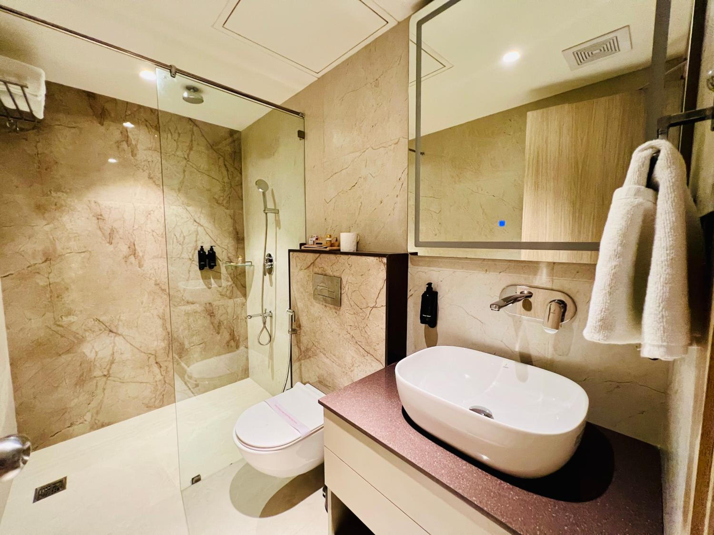 OYO Rooms Noida Sector 62 73/73