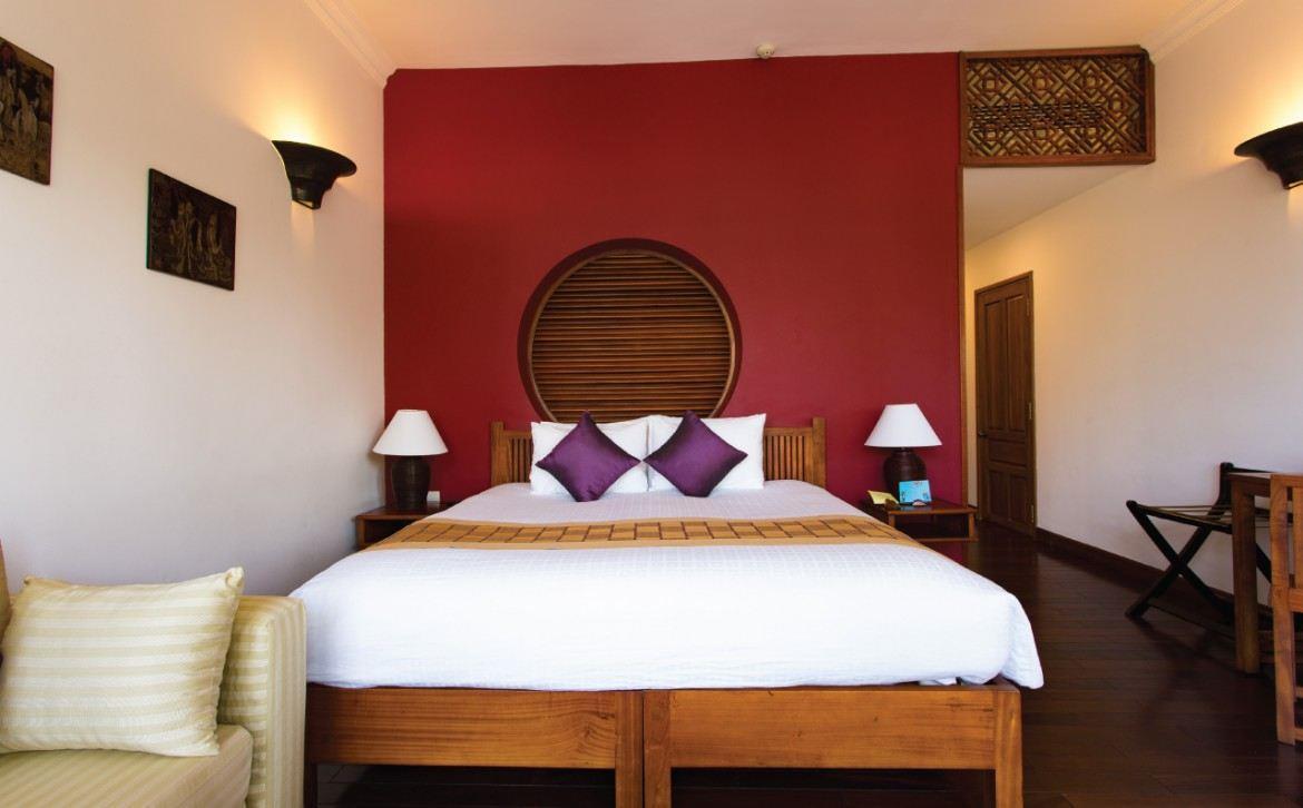 Room, Double and Twin Beds, Garden View