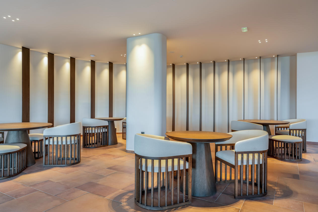 Kouros Palace Active Lifestyle Hotel 143/157