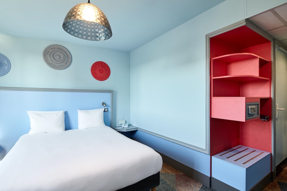 CLASSIC, DOUBLE BED, ACCESSIBLE
