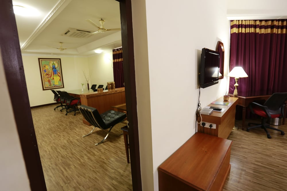 Presidency Hotel 57/63