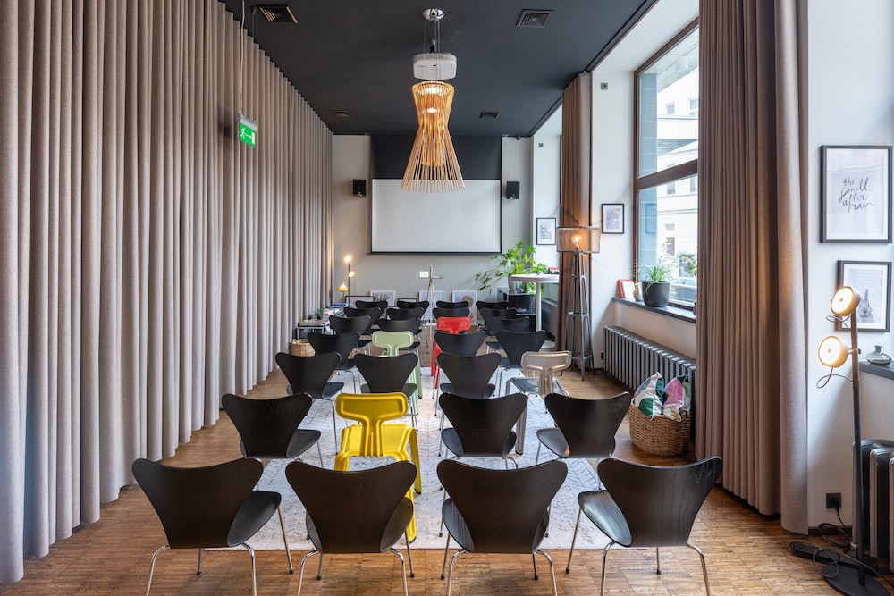 Mosaic House Design Hotel 60/69