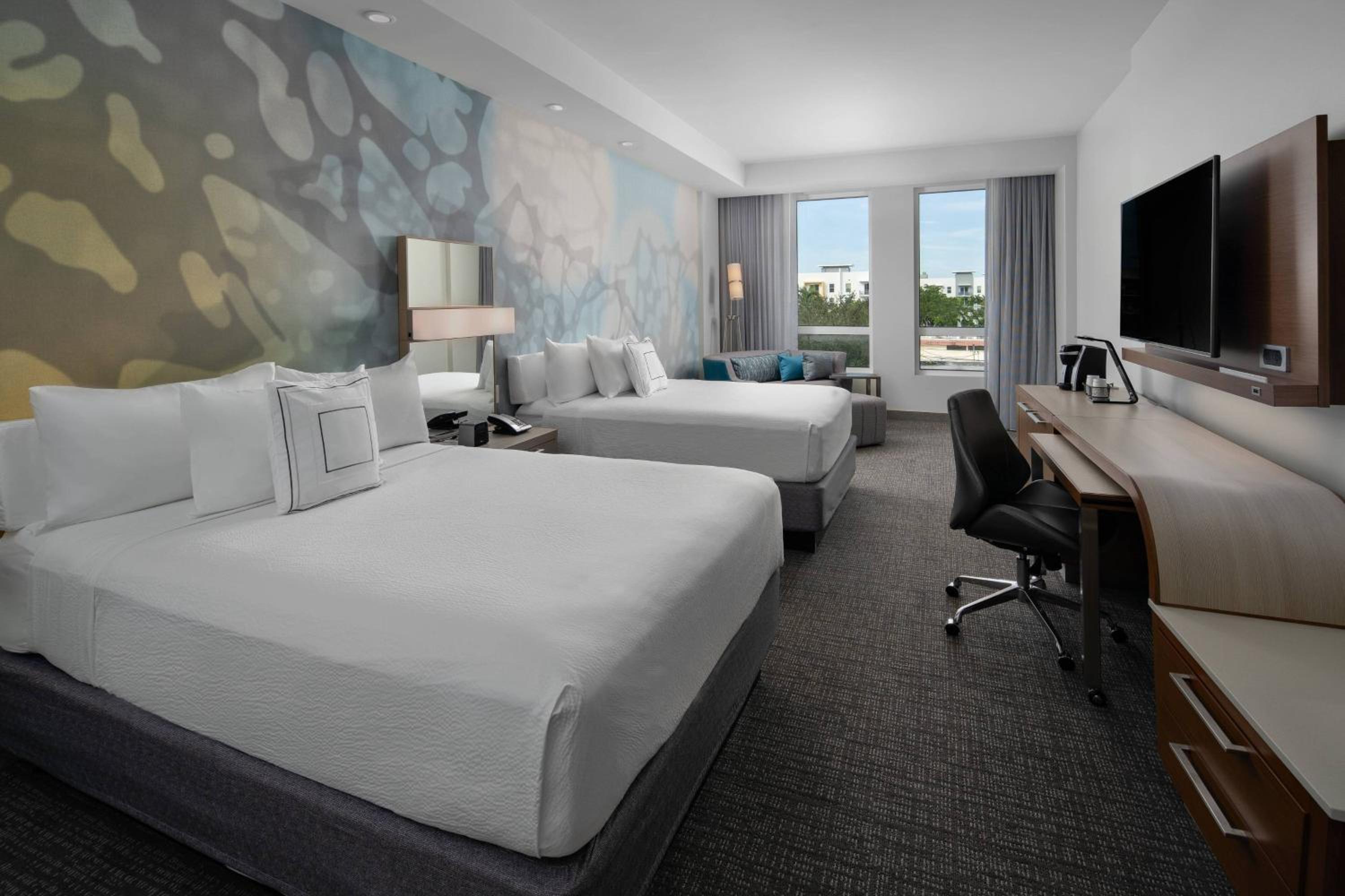 Room, 2 Queen Beds, Coast View, Accessible