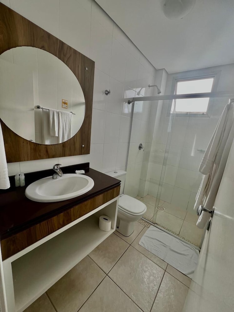 Brisamar Suite Hotel 65/65