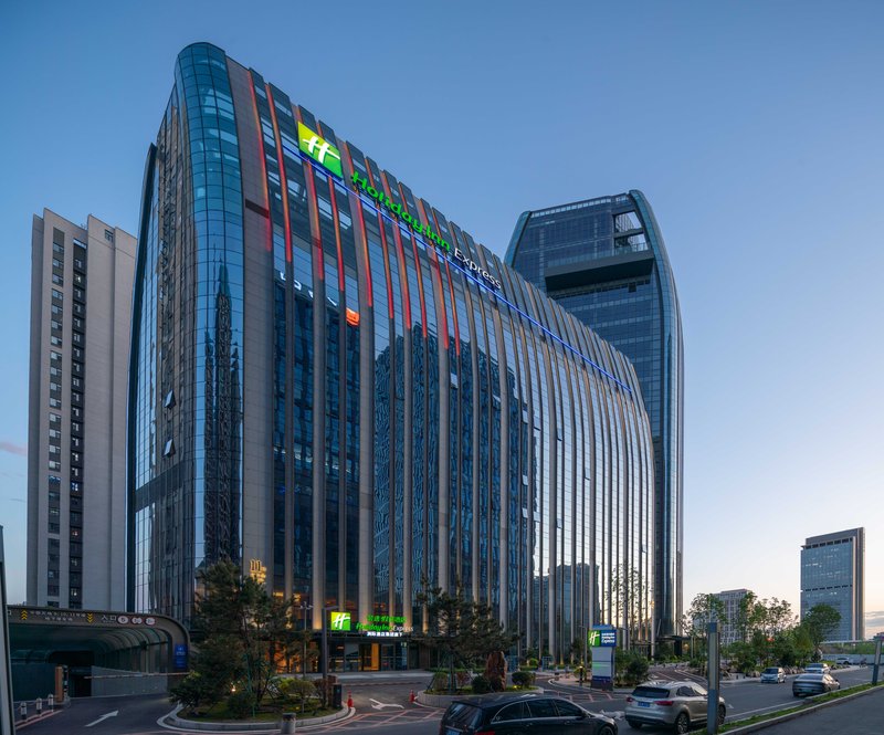 Holiday Inn Express Changchun Ecological Square 2/22