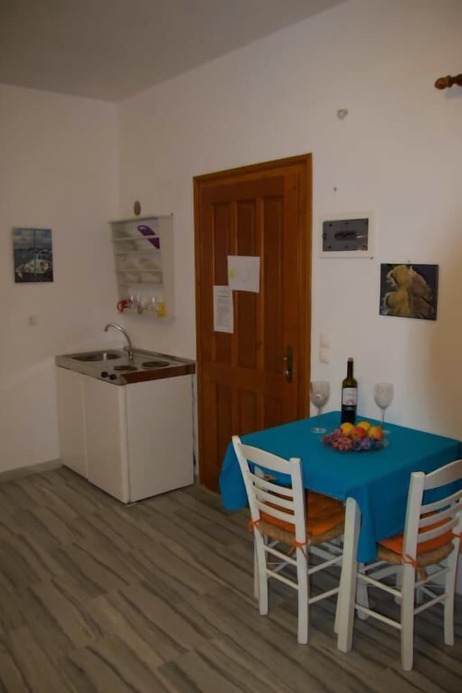 Ioanna Rooms 23/50