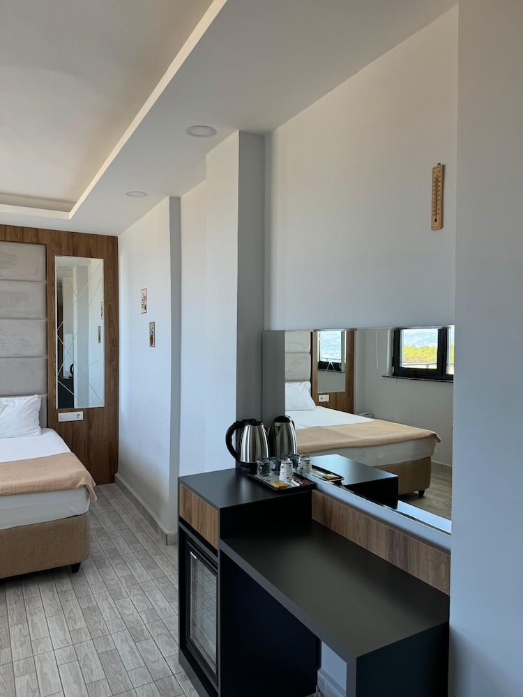 Ozsahin Otel 6/21