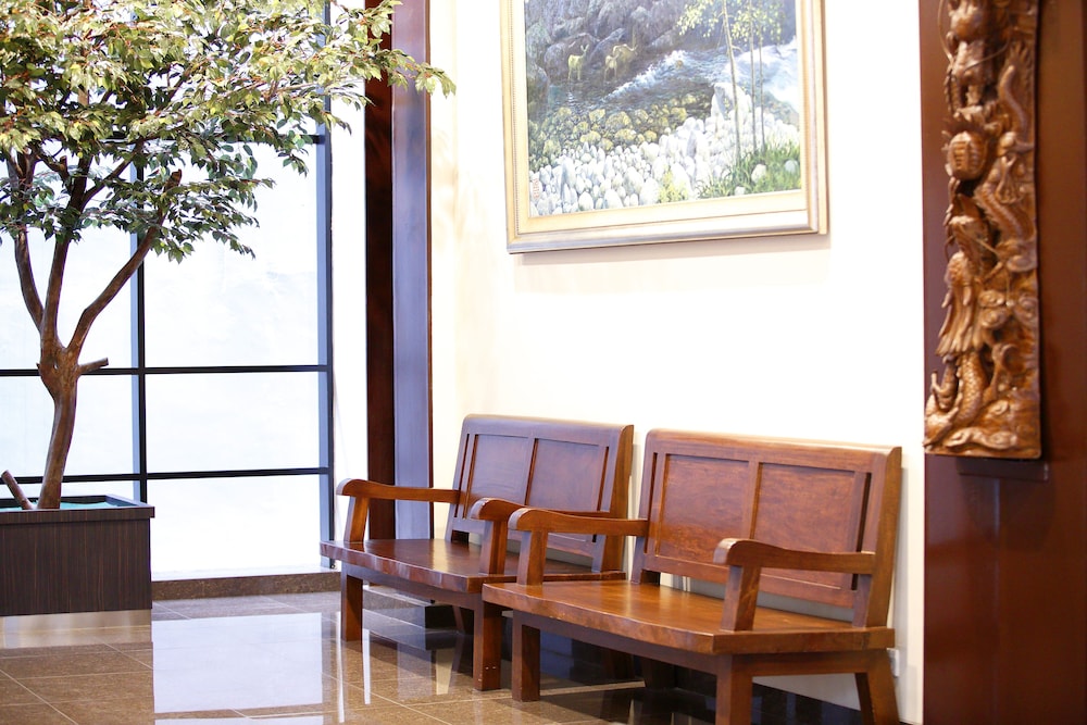 Amaris Hotel Pasar Baru 16/32