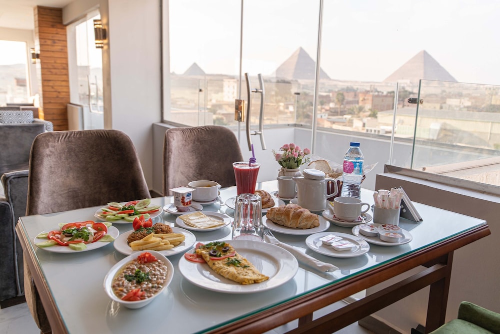 Nine Pyramids View Hotel 34/50