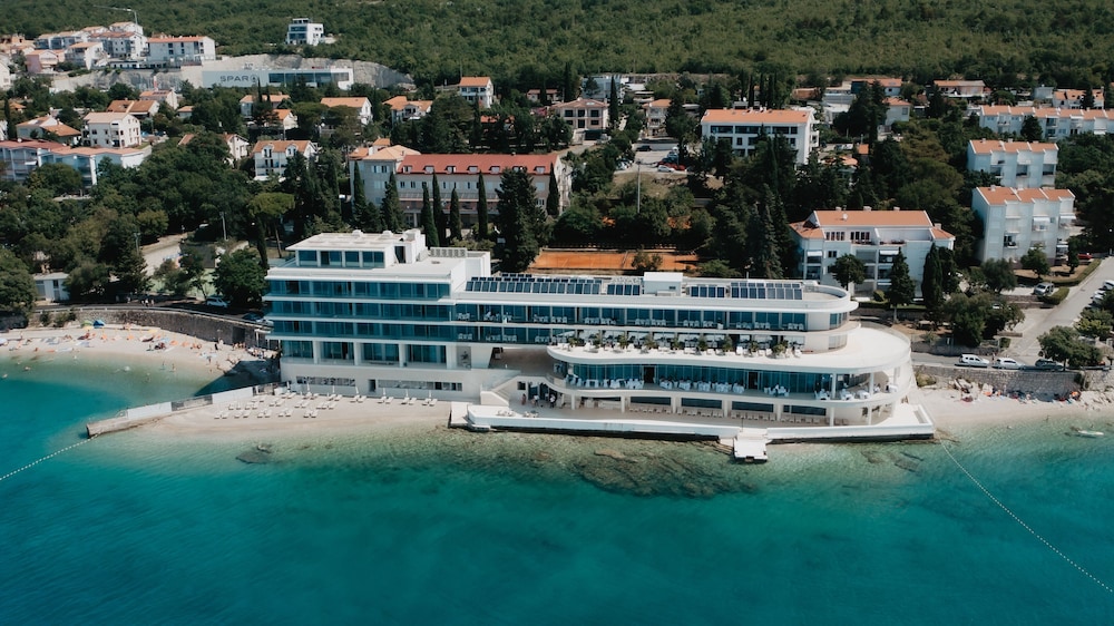 Hotel Amabilis 3/65