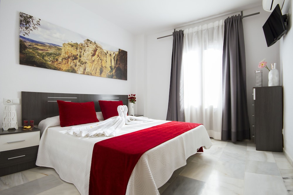 Apartamentos El Tajo 5/23