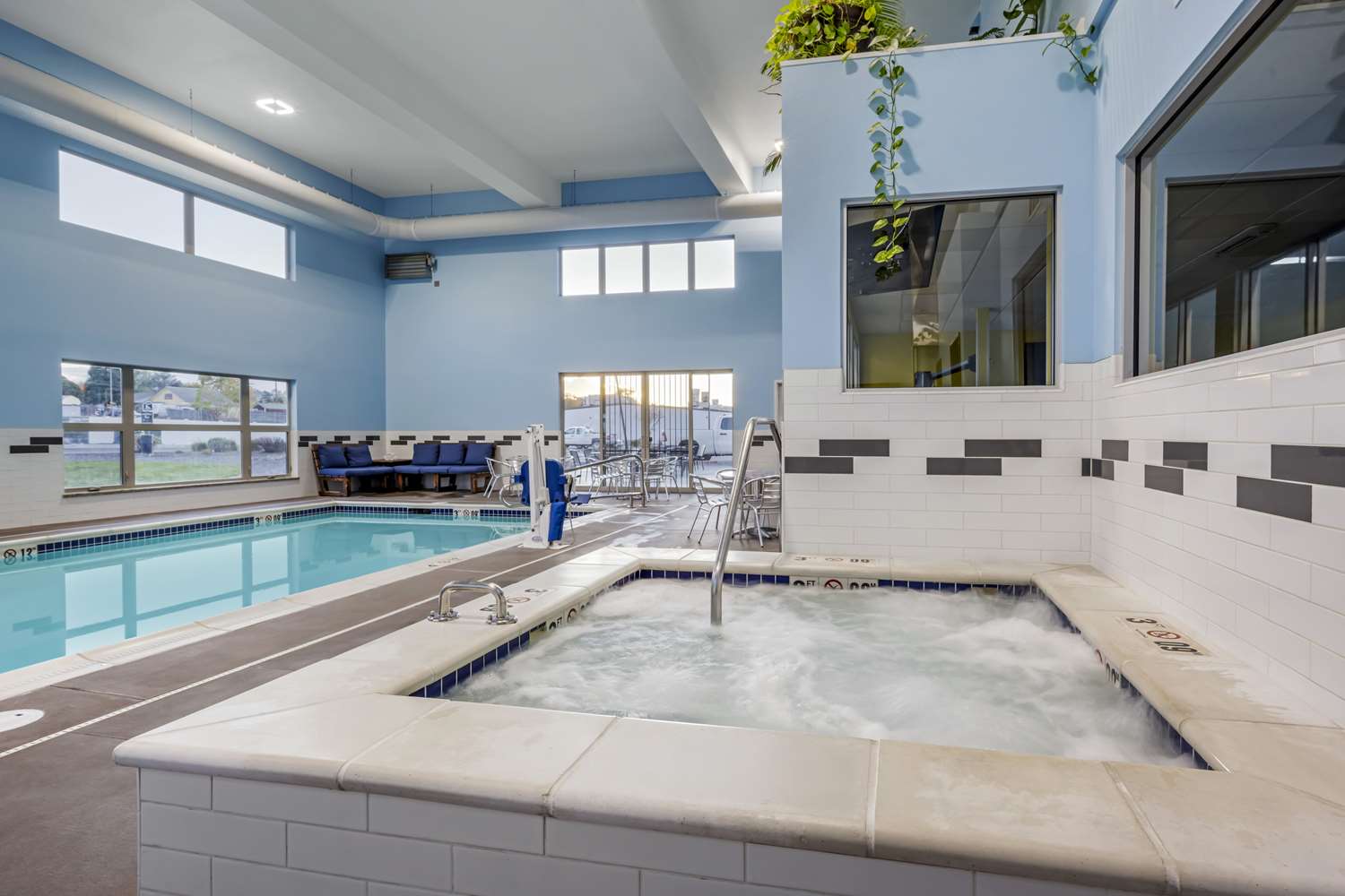 Best Western Plus The Inn At Hells Canyon 19/36