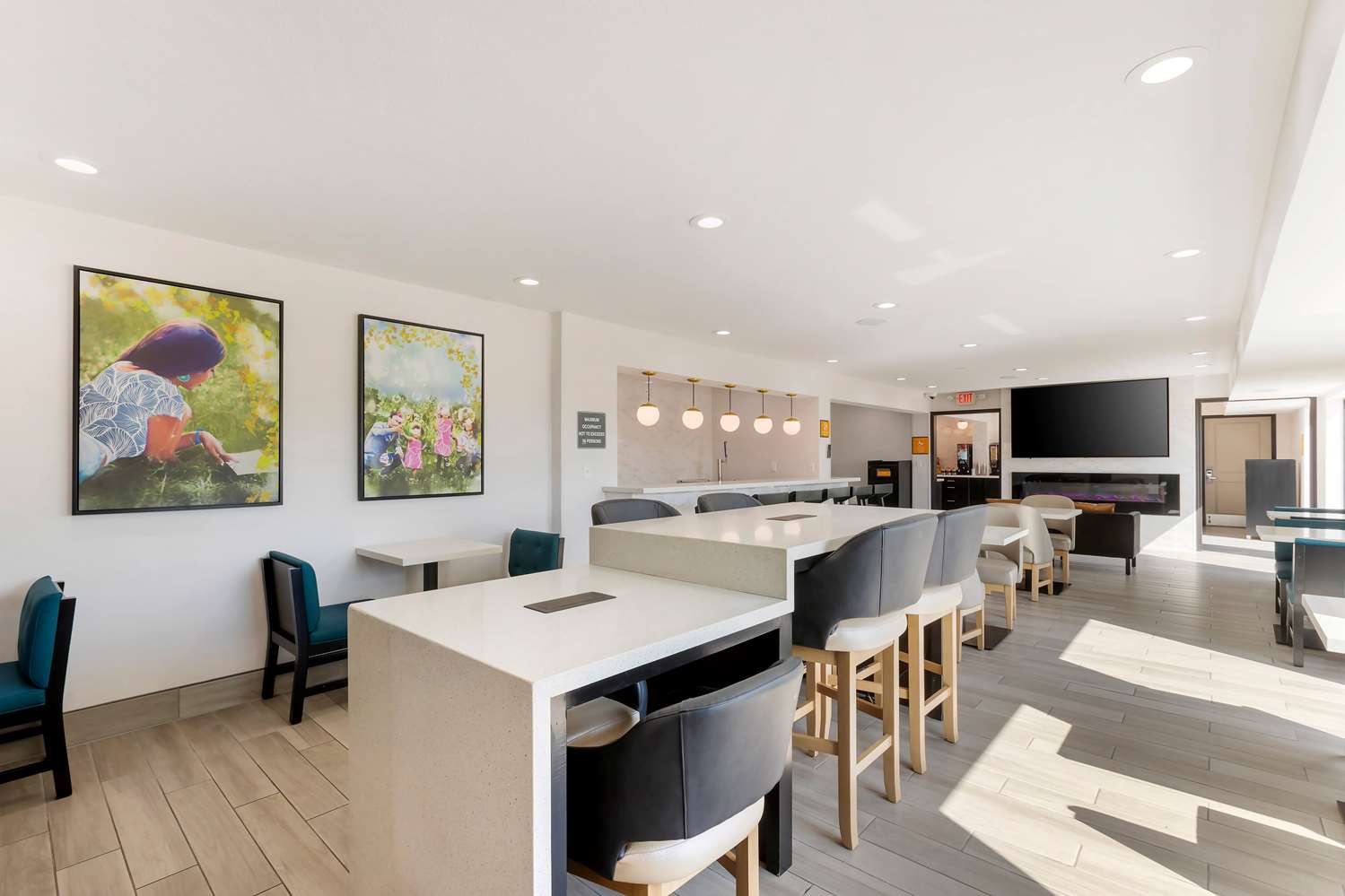 La Quinta Inn & Suites by Wyndham Des Moines West Clive 55/68