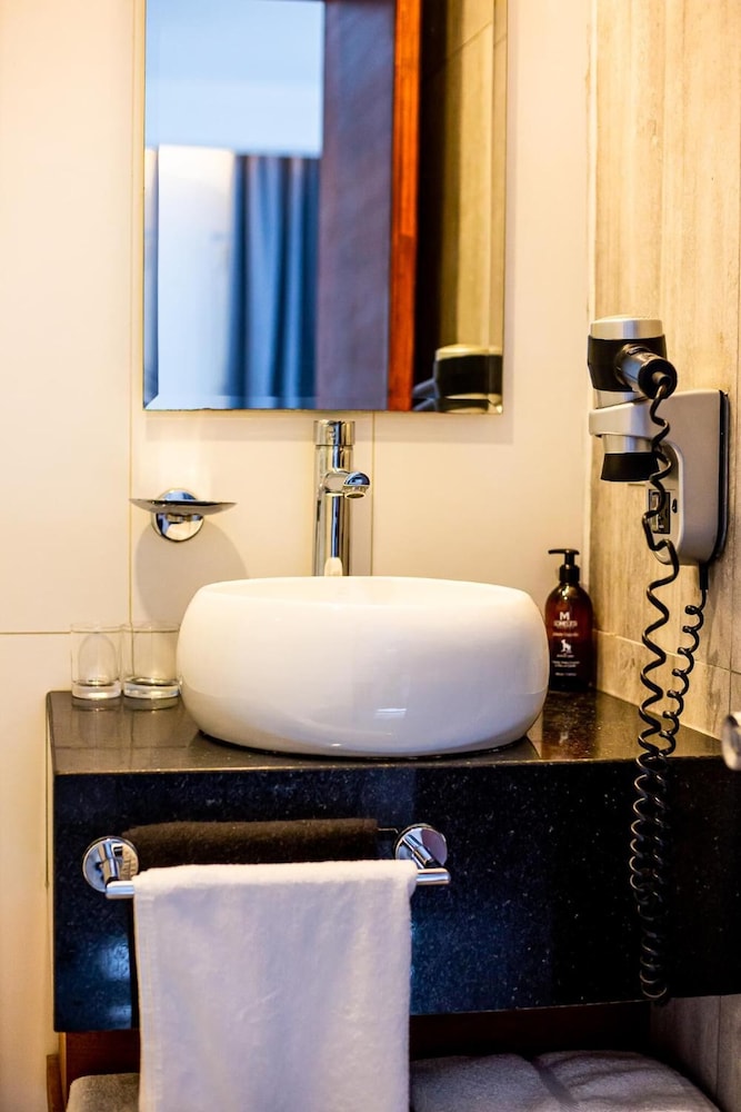 Hotel Sommelier Agustinas 34/56