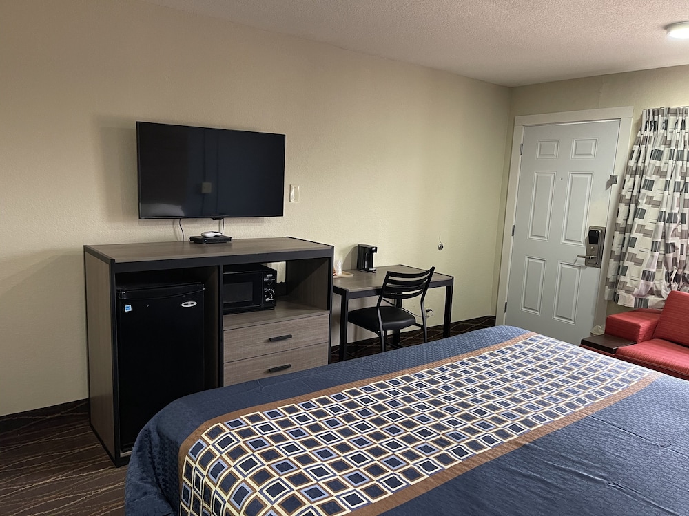 Americas Best Value Inn Alexandria 5/21