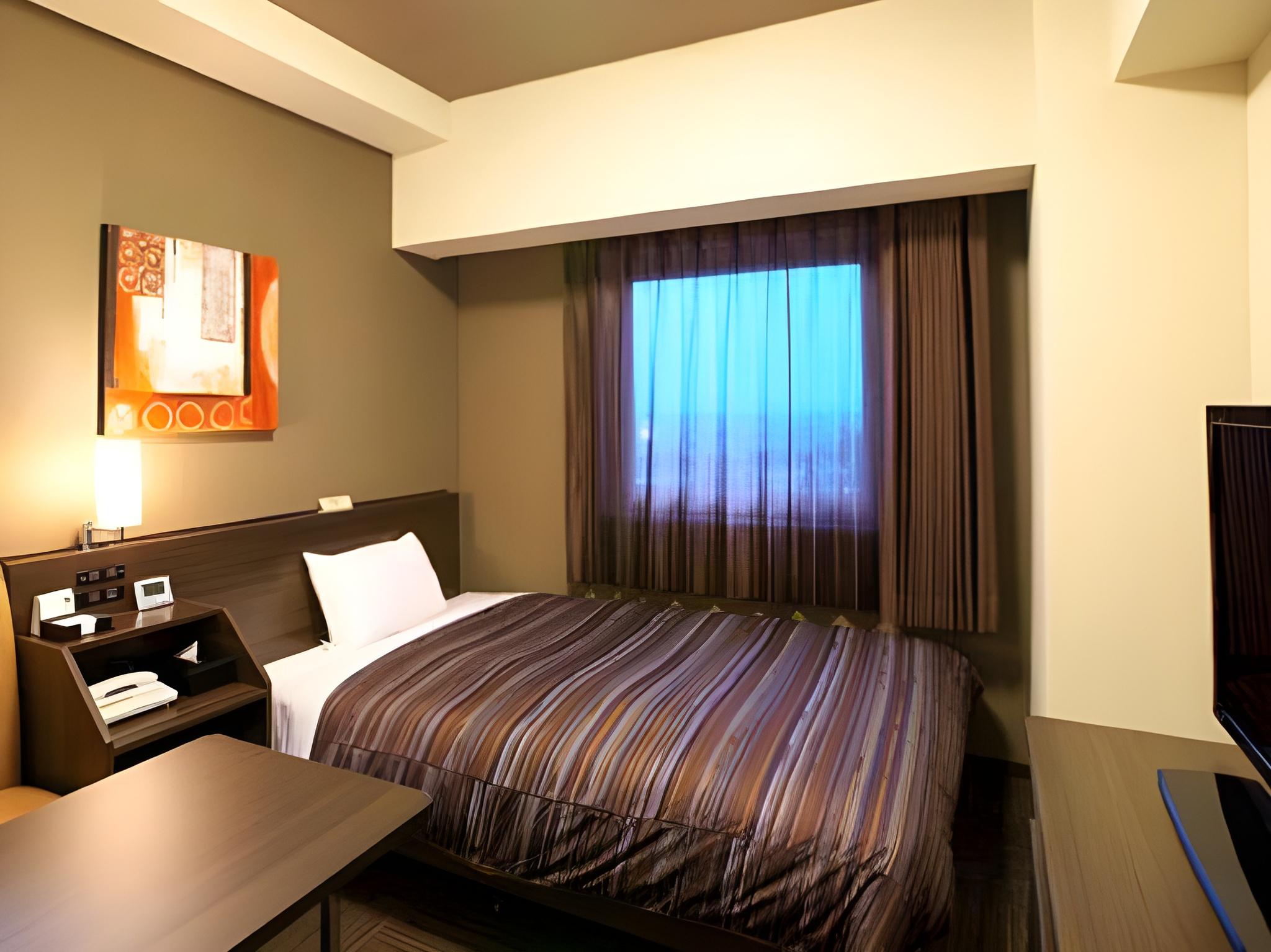 Semi Room, Comfort, King Bed