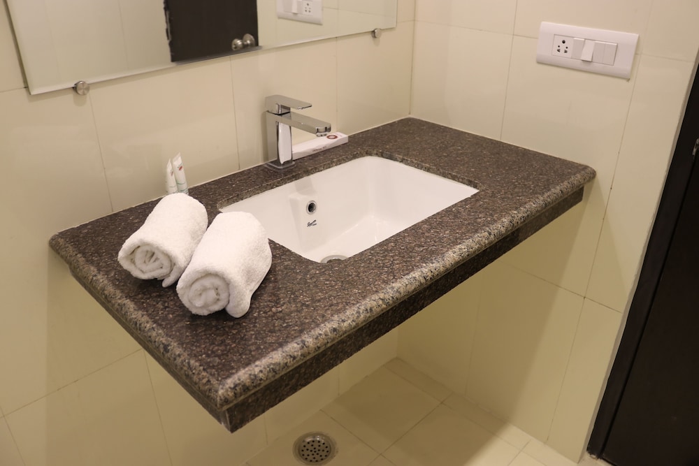 Hotel Solitaire 25/26