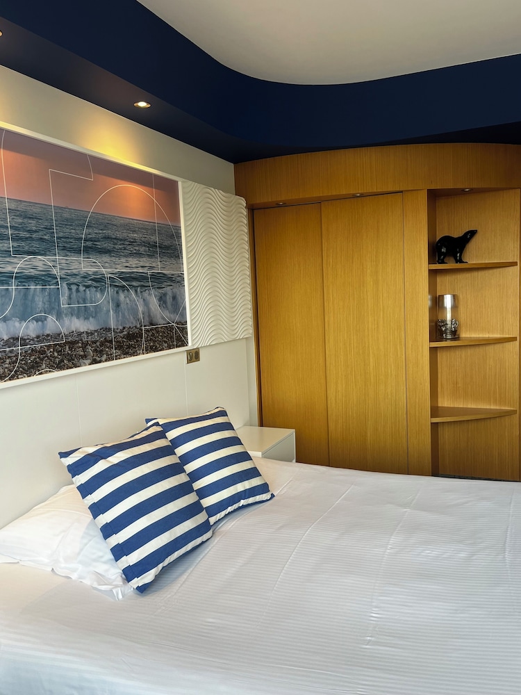SoBlue Hotel 14/62