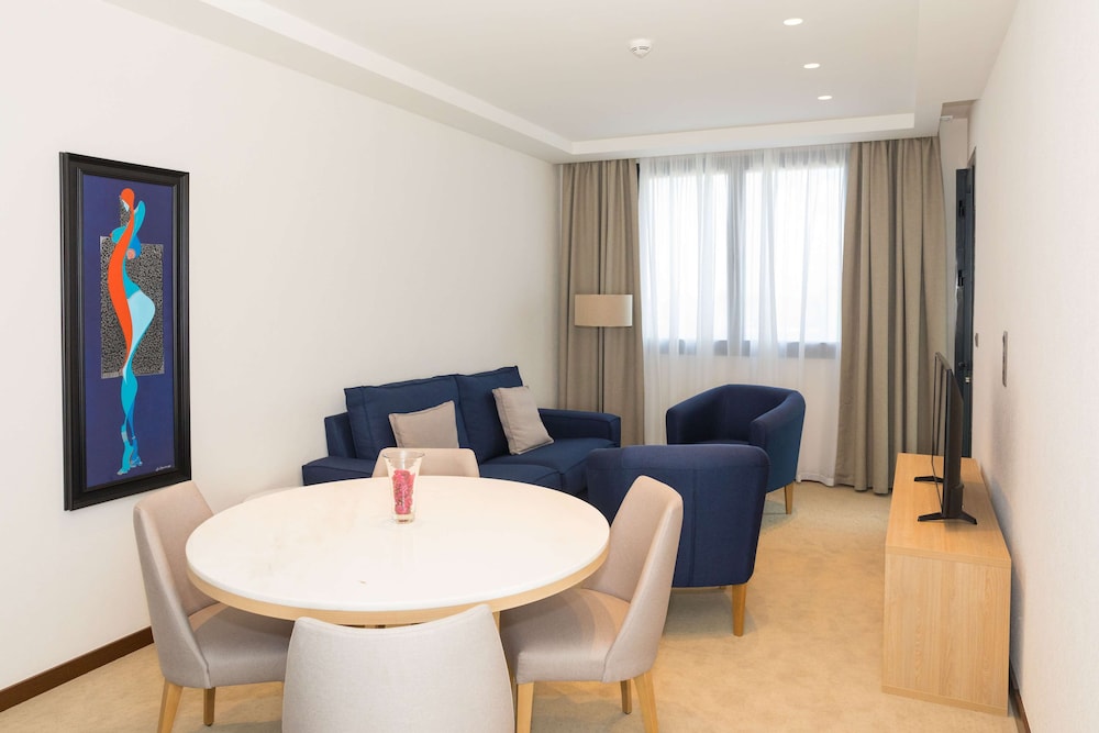 Golden Tulip Royaume 10/41