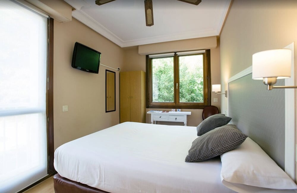 Monte Ulia Hotel 16/42