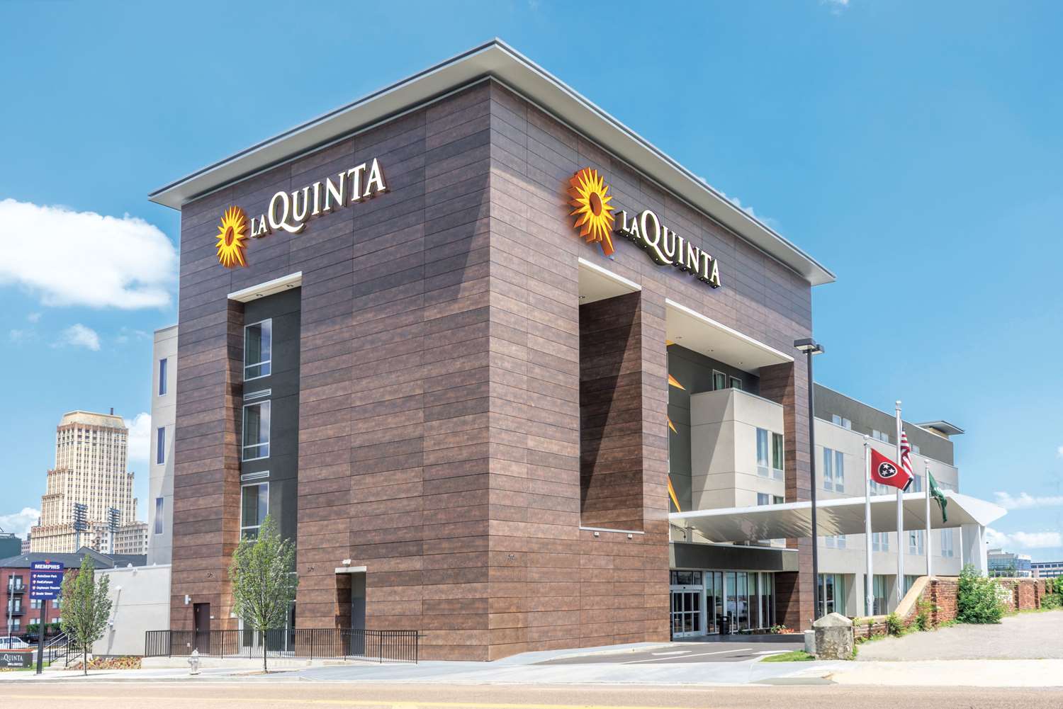 La Quinta Inn & Suites by Wyndham Memphis Downtown 3/36