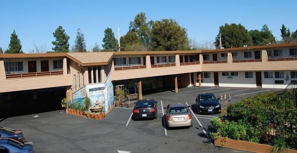 STANFORD MOTOR INN PALO ALTO 35/36